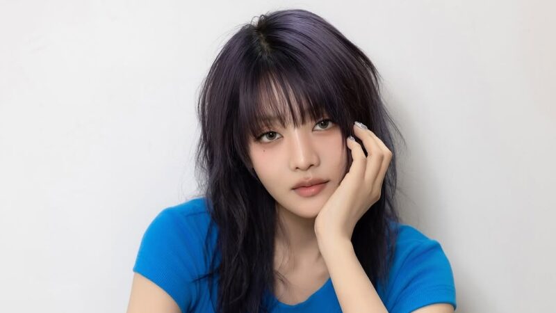 아이들 민니, 캘빈클라인 화보 공개! 2025 여름 패션 트렌드 선도