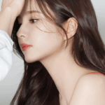 신세경 근황, 청초한 여름 미모로 눈길…‘메리츠 증권’ 캠페인 참여